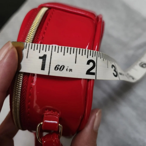 Marc Jacobs Patent Leather Red Mini Circle Bag - Picture 2 of 6